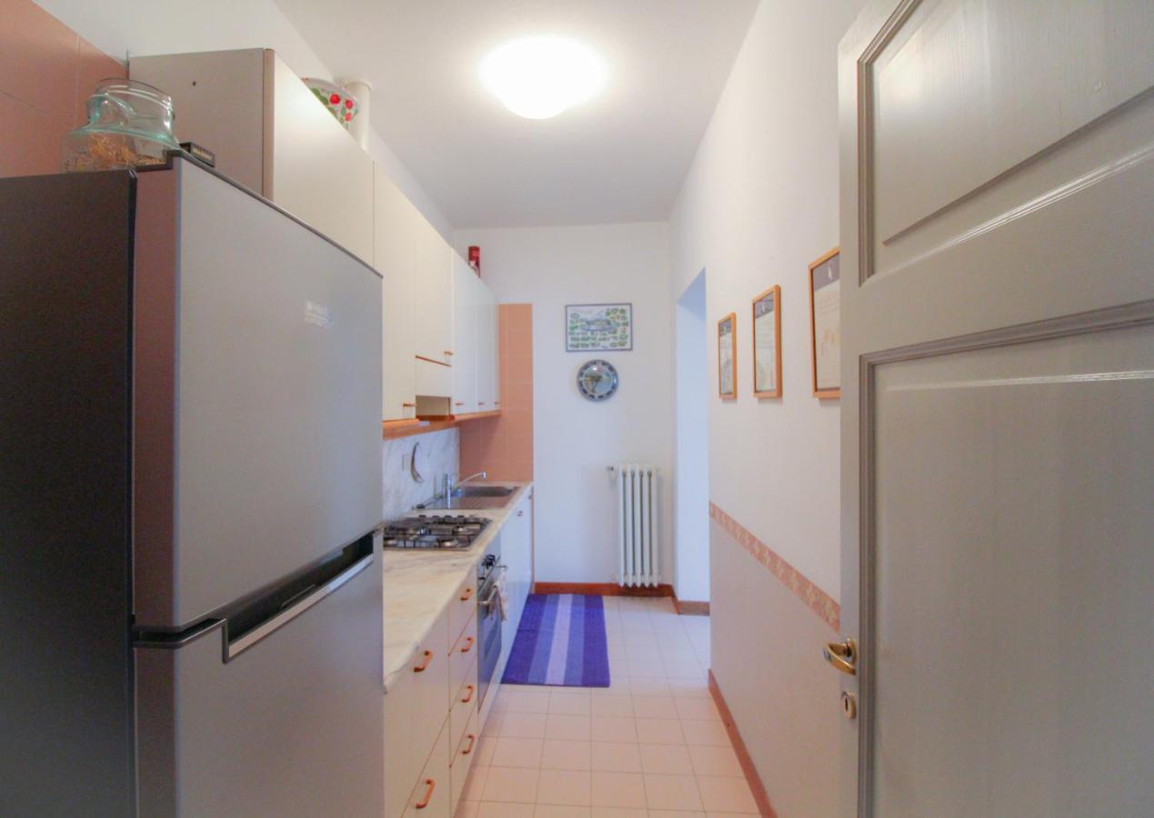 Bel Faggio Rosso Apartment เมนาจโจ ภายนอก รูปภาพ